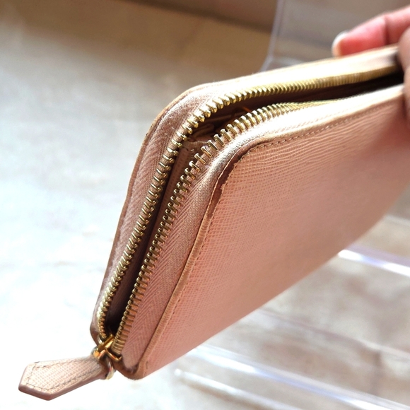 Fendi Blush Pink Zip Wallet - Picture 7 of 8